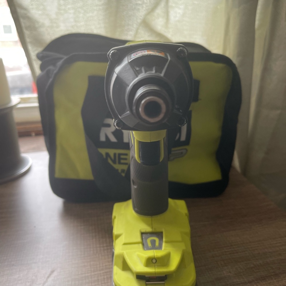 Ryobi 18v P235AVN Impact
Drill Driver ONE+ With Battery & Bag
